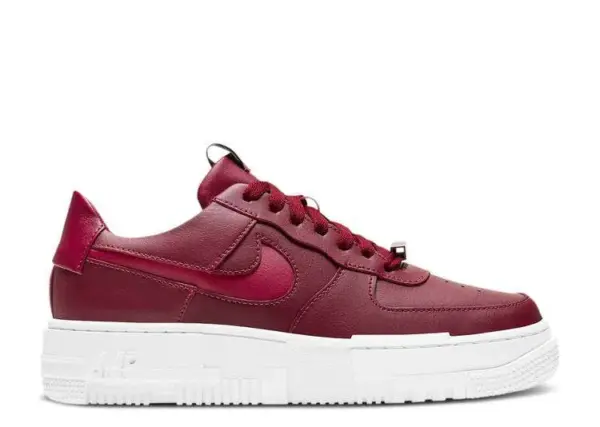 air-force-1-pixel-team-red.webp AIR FORCE 1 PIXEL ‘TEAM RED’