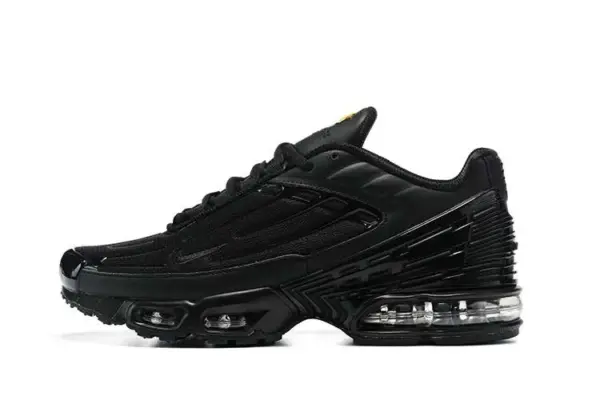 air-max-plus-tn-3-triple-black.webp AIR MAX PLUS TN 3 ‘TRIPLE BLACK’