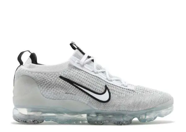 air-vapormax-2021-flyknit-monochrome.webp AIR VAPORMAX 2021 FLYKNIT ‘MONOCHROME’