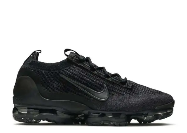 air-vapormax-2021-flyknit-triple-black.webp AIR VAPORMAX 2021 FLYKNIT ‘TRIPLE BLACK’