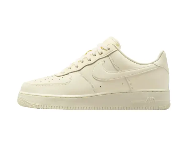 Air Force 1 ’07 Coconut Milk