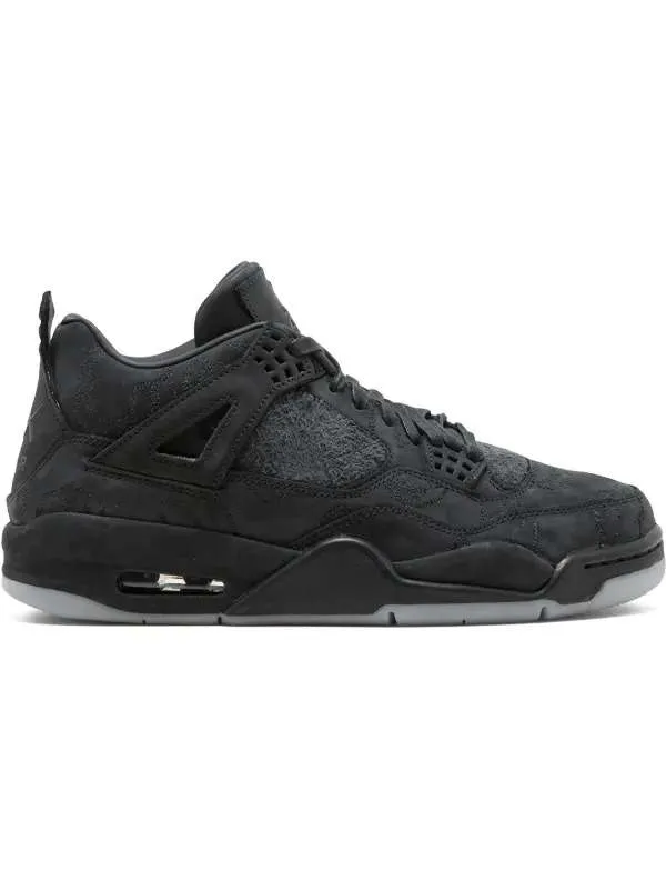 Jordan retro 4 x Kaws negras