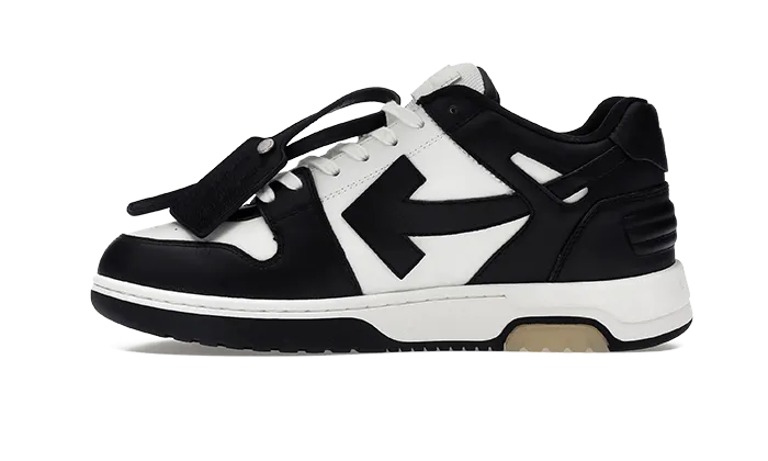 Out Of Office (Bianche e Nere)