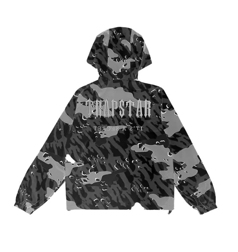 TRAPSTAR DECODED WINDBREAKER – BLACK CAMO