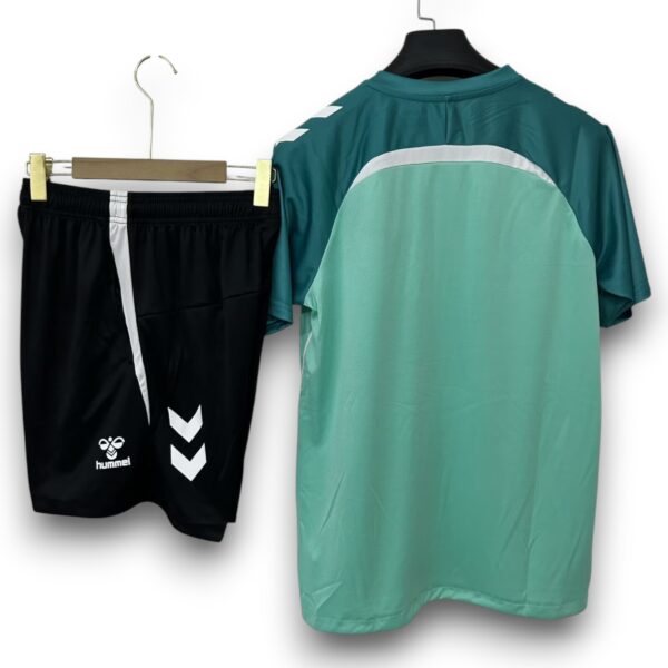 Conjunto Betis 2025-2026 – Entrenamiento