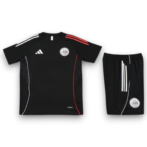 Conjunto Ajx 2025-2026 Visitante – Entrenamiento