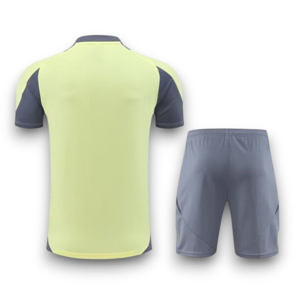 5d8d70ef-Photoroom.jpg Conjunto Ajx 2024-2025 Alternativo 2 – Entrenamiento