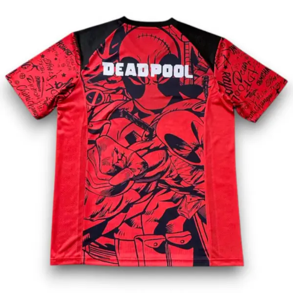 813183c8.webp Camiseta Necaxa 2025-2026 Especial Deadpool