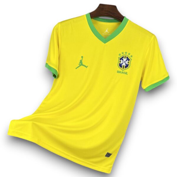 Camiseta Brasil x Jordan 2025-2026 Local
