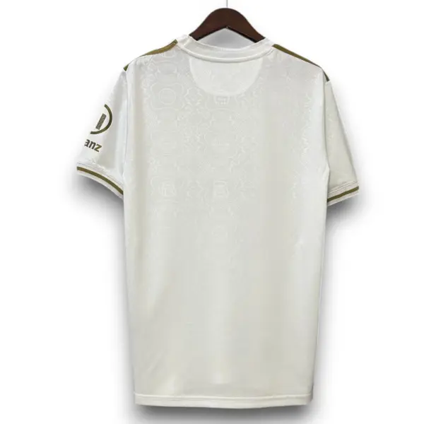 9a9c8360.webp Camiseta Bayern Múnich 125th Aniversario