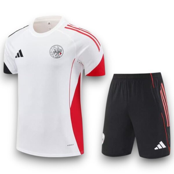Conjunto Ajx 2025-2026 Local – Entrenamiento