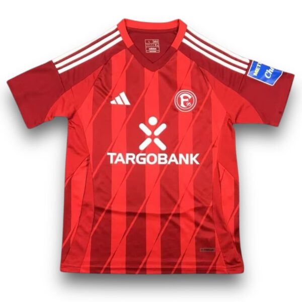 IMG-5329_d298af91-2e9f-4823-925c-9249af7bdbb0.jpg Camiseta Fortuna Düsseldorf 2024-2025 Local