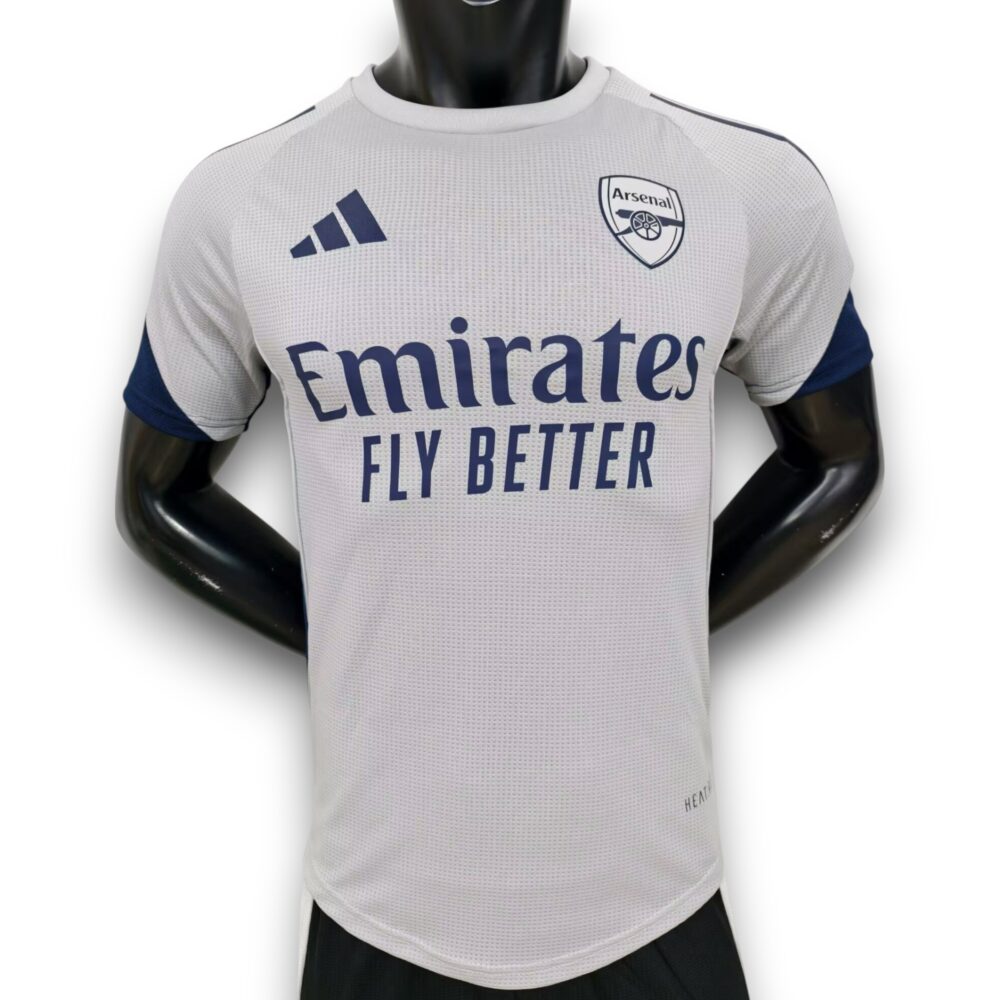 arsenal-25-26-grey-training-player-version-Photoroom.jpg Camiseta Arsenal 2025-2026 Entrenamiento 3 – Version Pro Player