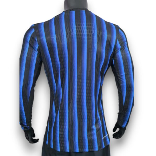 camiseta-inter-milan-25-26-home-pro-player-manga-larga-Photoroom.jpg Camiseta Inter de Milán 2025-2026 Local Manga Larga – Versión Pro Player