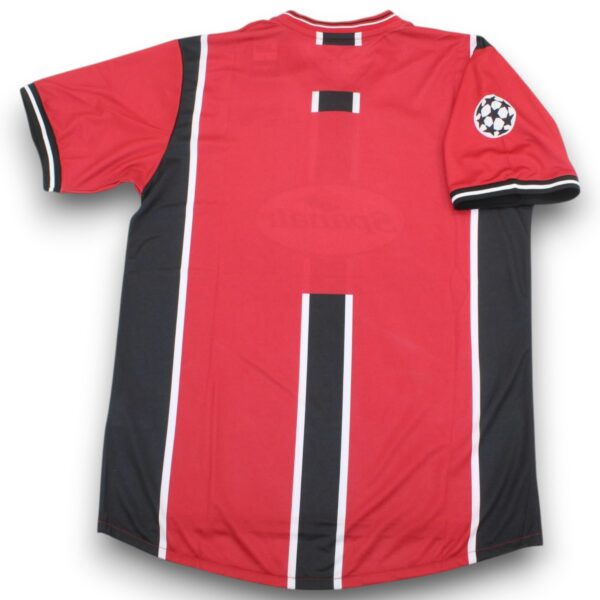 camiseta-mallorca-01-02-home-Photoroom.jpg Camiseta Mallorca 2001-2002 Local