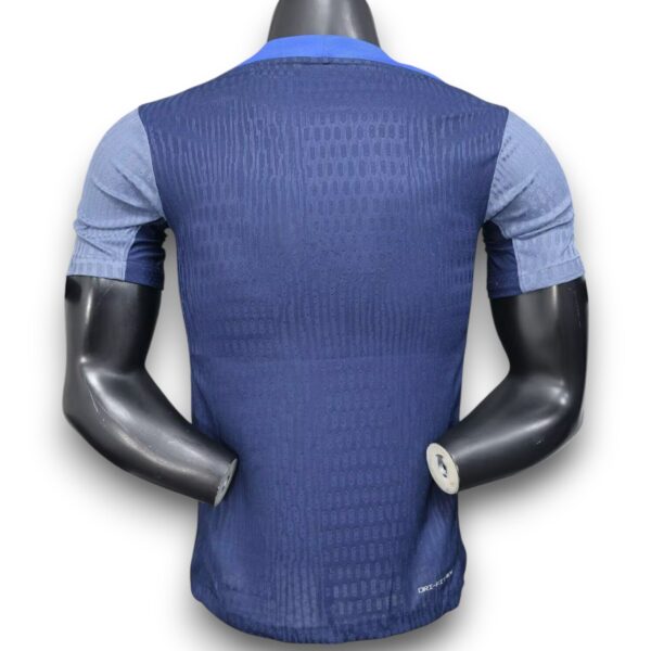 camiseta-psg-training-25-26-pro-player1-Photoroom.jpg Camiseta Paris 2025-2026 Visitante – Version Pro Player