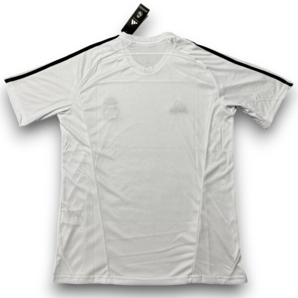 camiseta-real-madrid-2025-26-entreno-Photoroom.jpg Camiseta Real Madrid 2025-2026 Entrenamiento