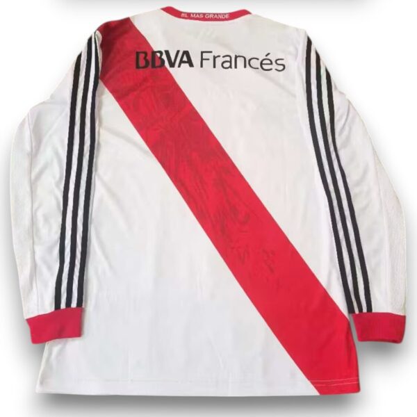 camiseta-river-plate-2013-2014-home-manga-larga-Photoroom.jpg Camiseta River Plate 2013-2014 Local Manga Larga