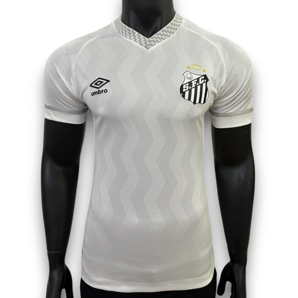 camiseta-santos-25-26-local-pro-player-Photoroom.jpg Camiseta Santos 2025-2026 Local – Version Pro Player