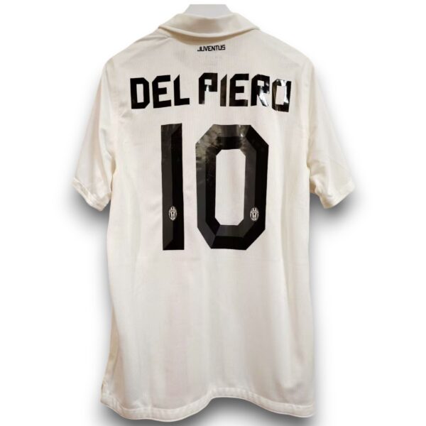 Camiseta Juventus 2010-2011 Visitante