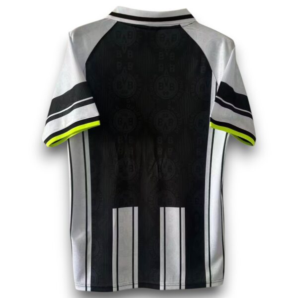 f5b0c55b-Photoroom.jpg Camiseta BVB 1995-1997 Visitante Copa
