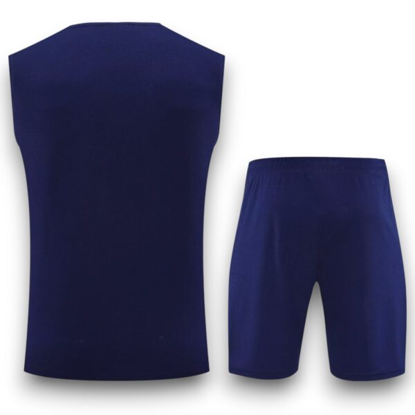 inter-25-26-dark-blue-with-white-vest-set1-Photoroom.jpg Conjunto Inter Milán 2025-2026 Azul – Entrenamiento Tirantes