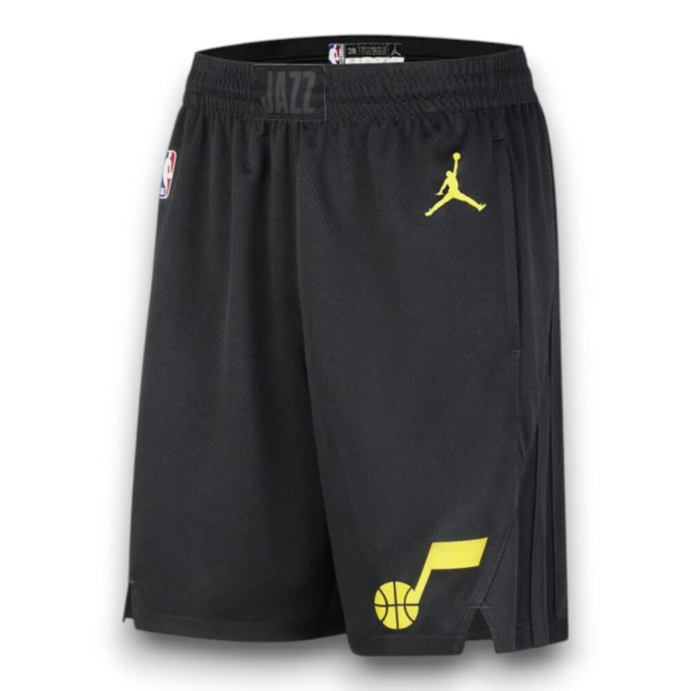 pantalon-corto-jordan-utah-jazz-statement-edition-black-yellow-strike-0-Photoroom.jpg Pantalón Utah Jazz Statement Edition NBA 2023/24 | Jazz Nation