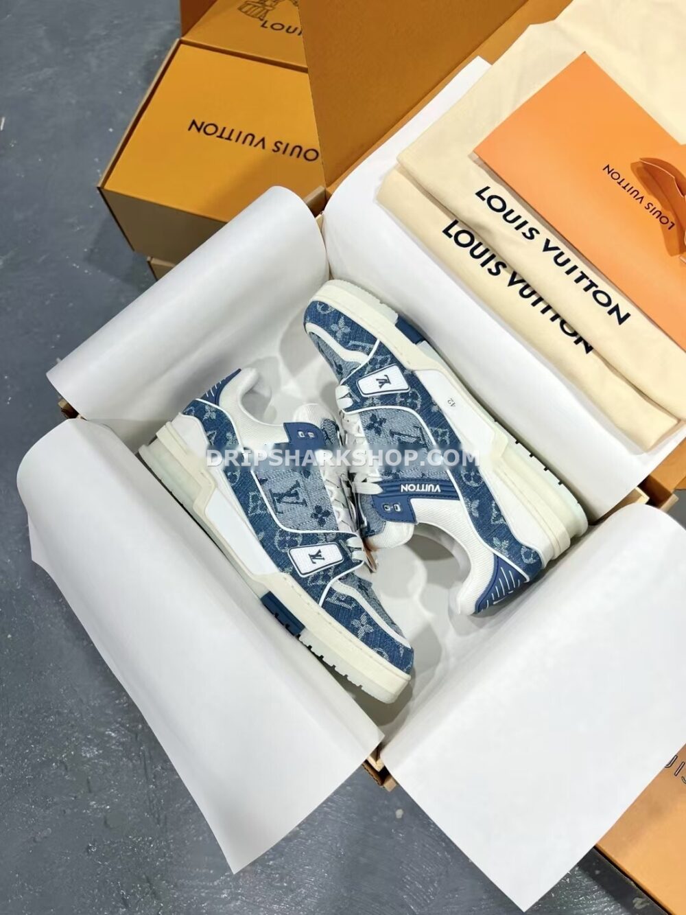 06167fe4 Sneaker LV Trainer 2025