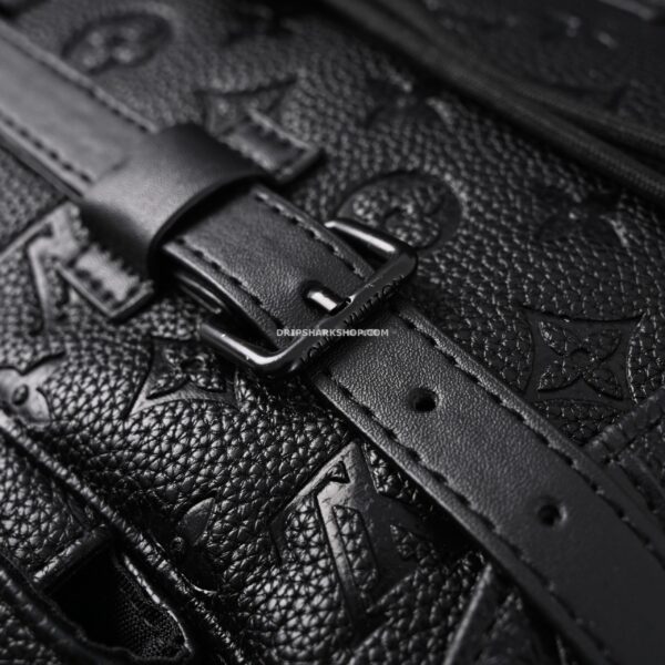 LOUIS VUITTON Mochila