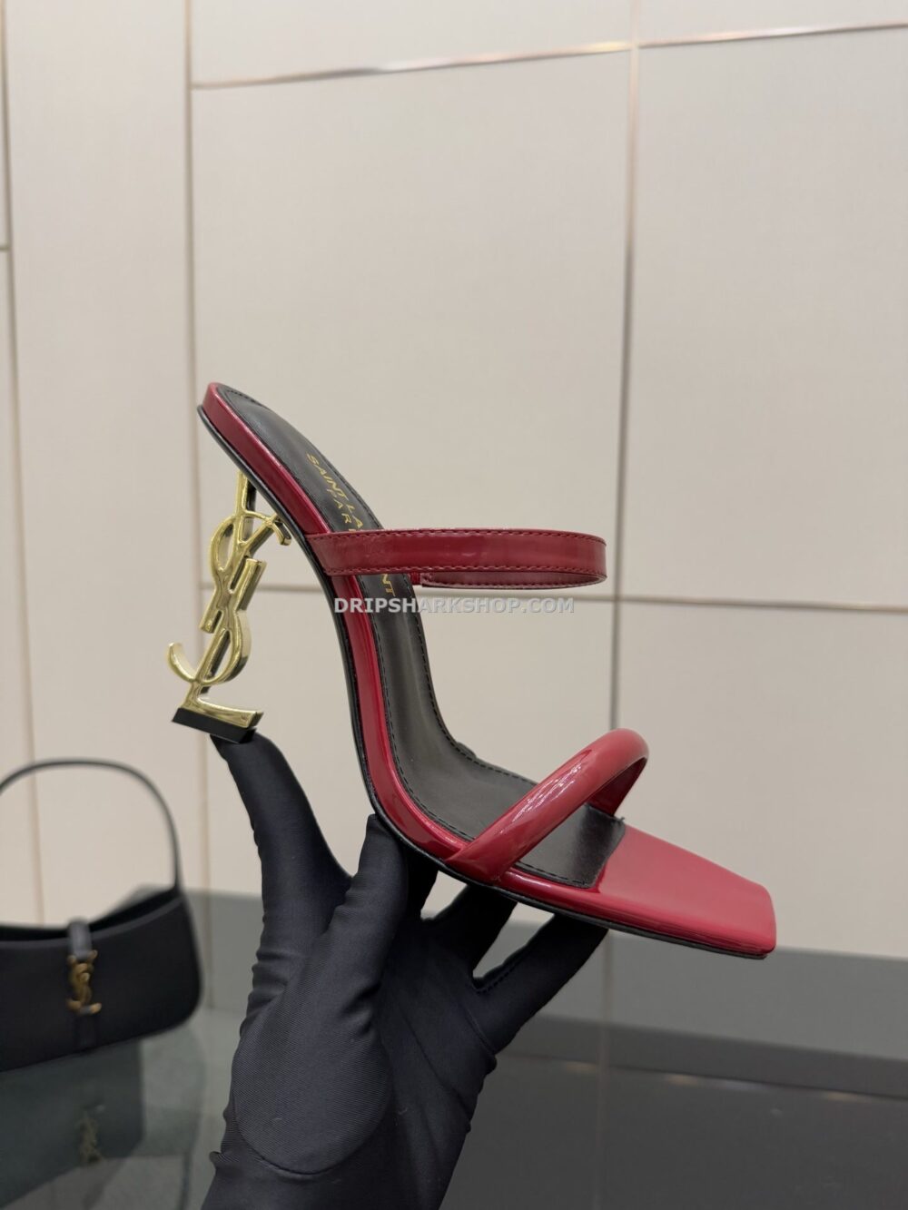 092ccae1 Tacones de mujer YSL - Rojo