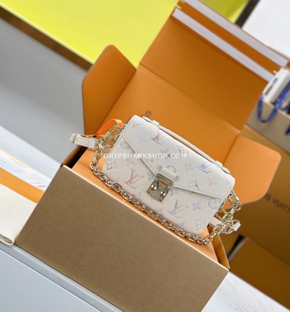 0dae3a9f LOUIS VUITTON Bolso