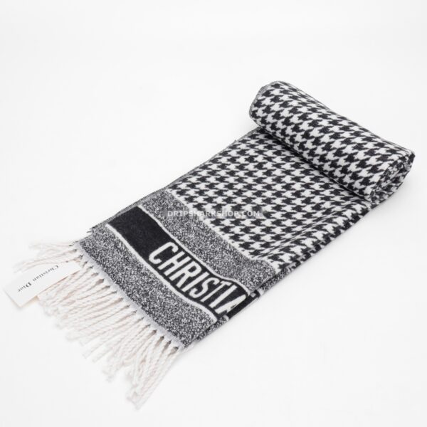 0eac7298 Bufanda DIOR