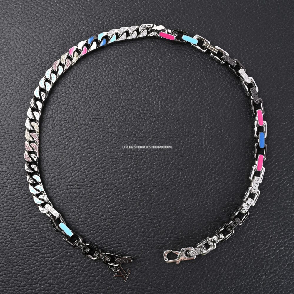 Necklace LOUIS VUITTON