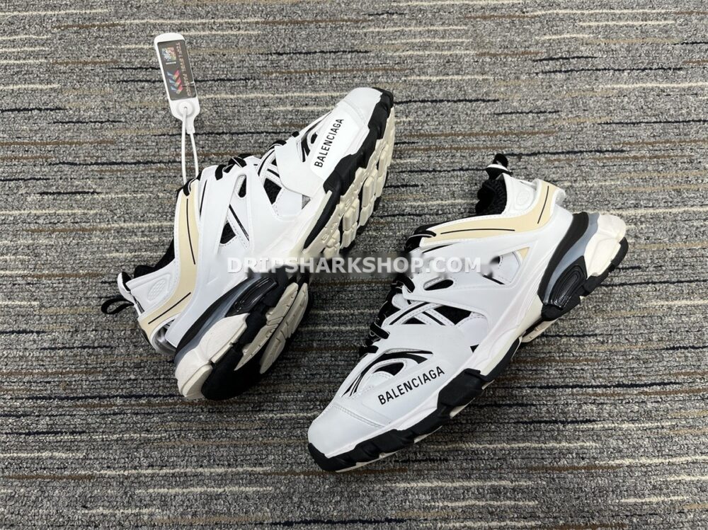 Balenciaga Triple S