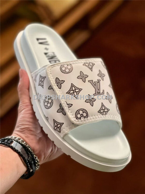 Sandalias Louis Vuitton - Beige