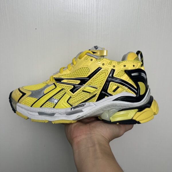 17b3ec80 BALENCIAGA - Amarillo