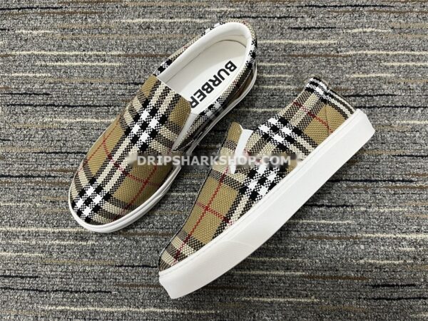 1e544b72 Zapatillas BURBERRY