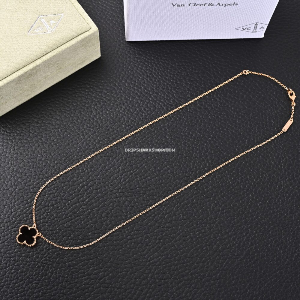 Necklace VAN CLEEF & ARPELS