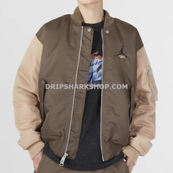 NIKE JACKET - Marrón