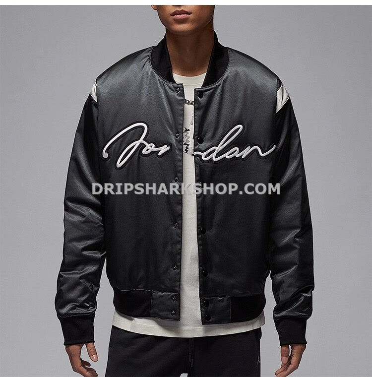 263092b7 NIKE JACKET - Negro