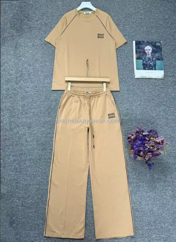 2b7be22b Chandal Miu Miu - Beige