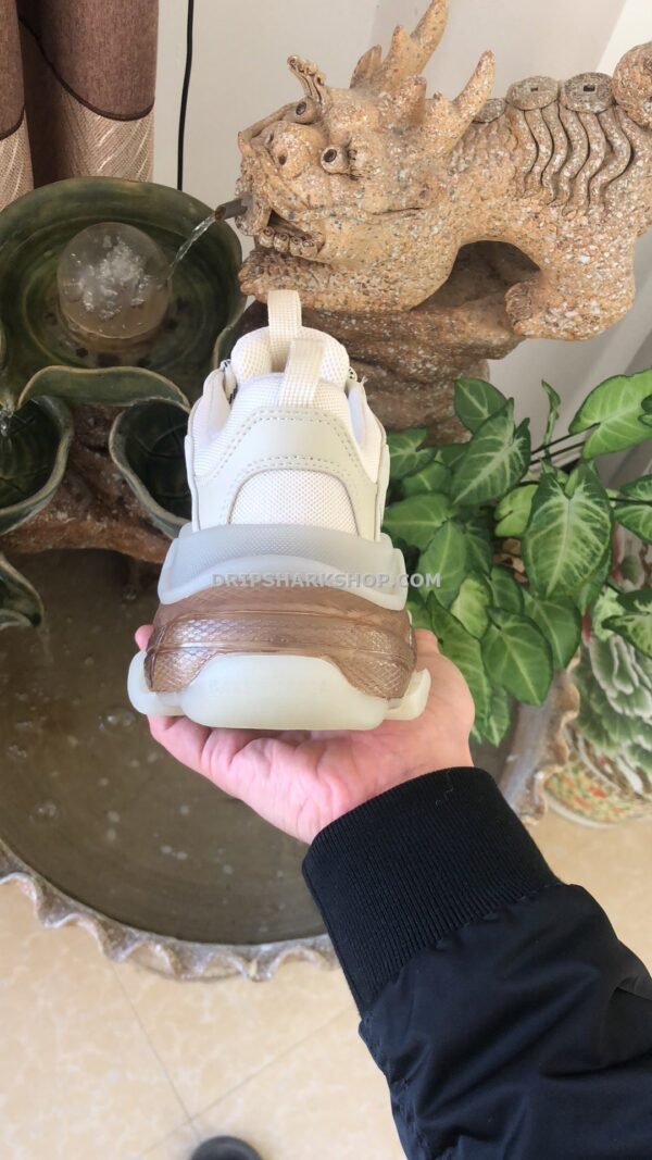 BALENCIAGA - Beige