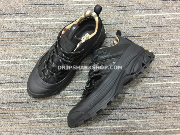 2ca0509f Zapatillas BURBERRY Arthur