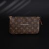 2e60638a-scaled-1 LOUIS VUITTON Bolso