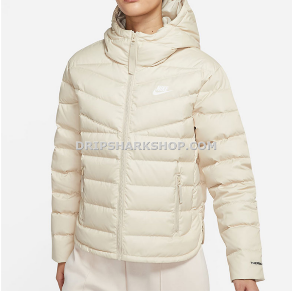 34609f7e NIKE JACKET - Beige