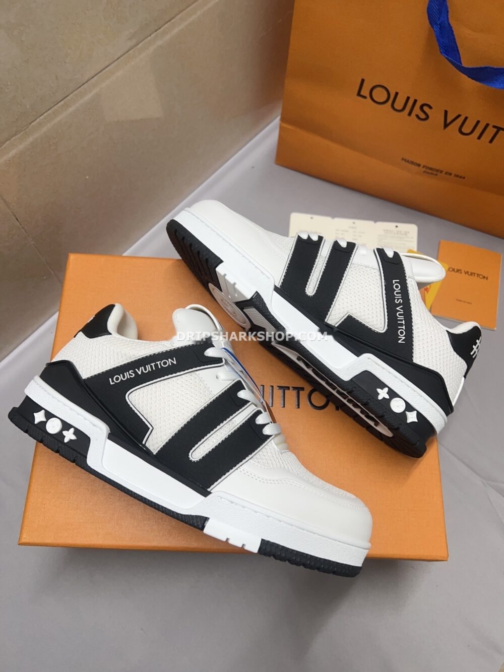 363f02c4 Sneaker LV Trainer 2025