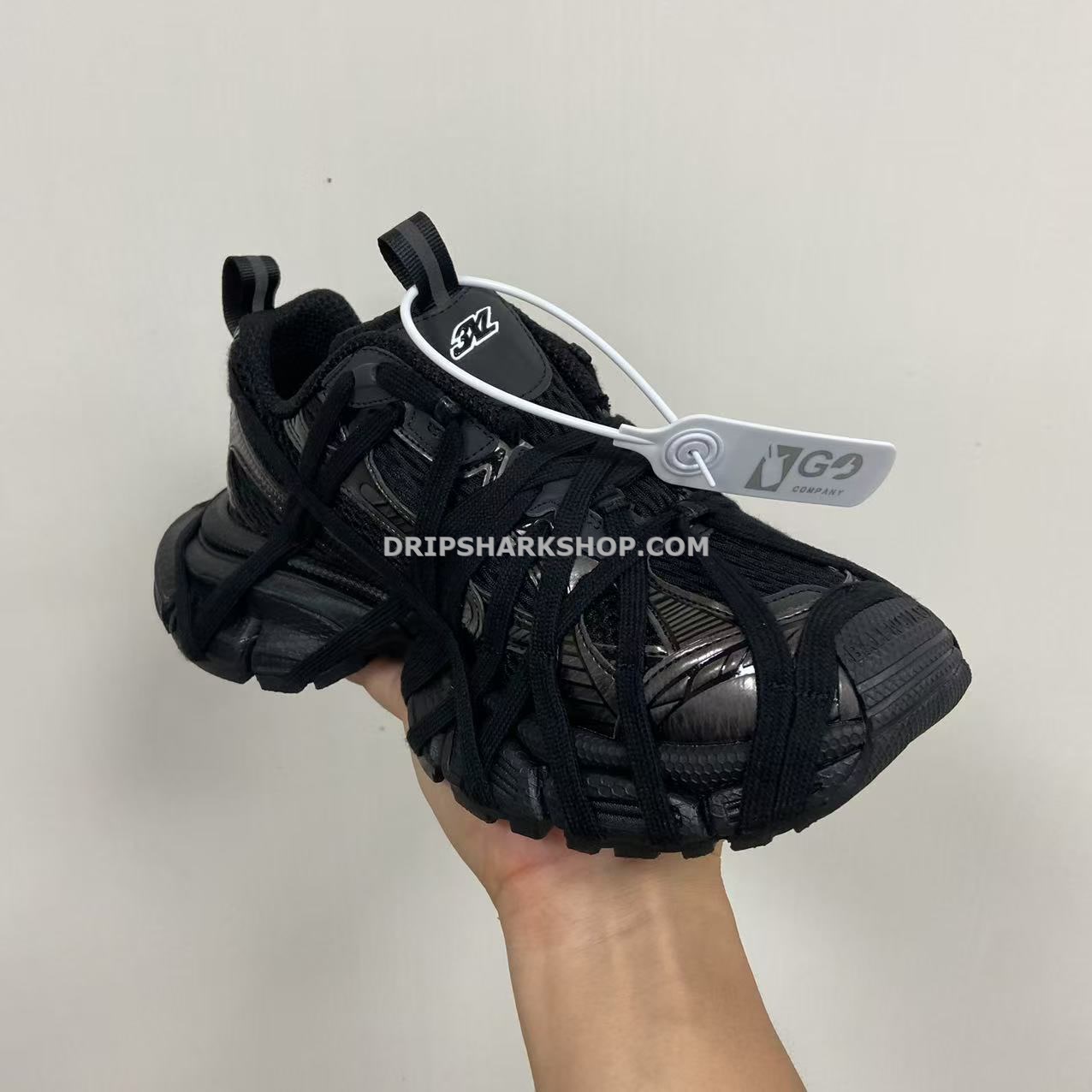 BALENCIAGA - Negro