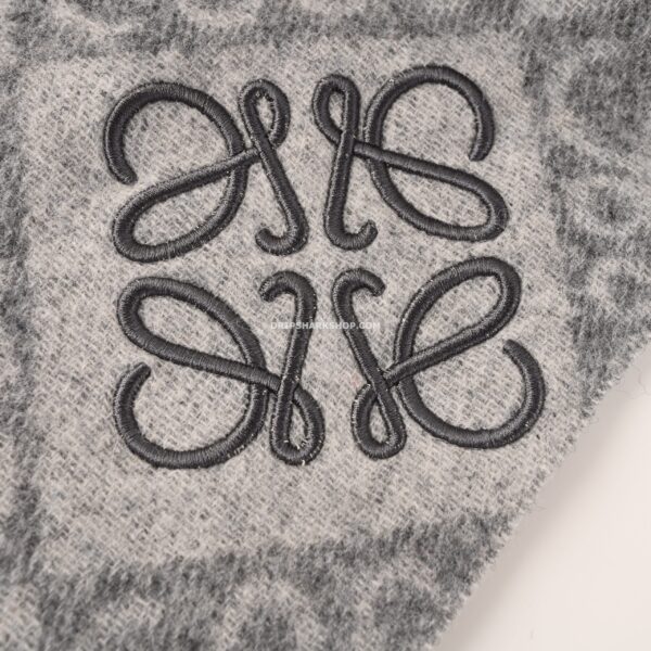 3943250a-scaled-1 Bufanda LOEWE