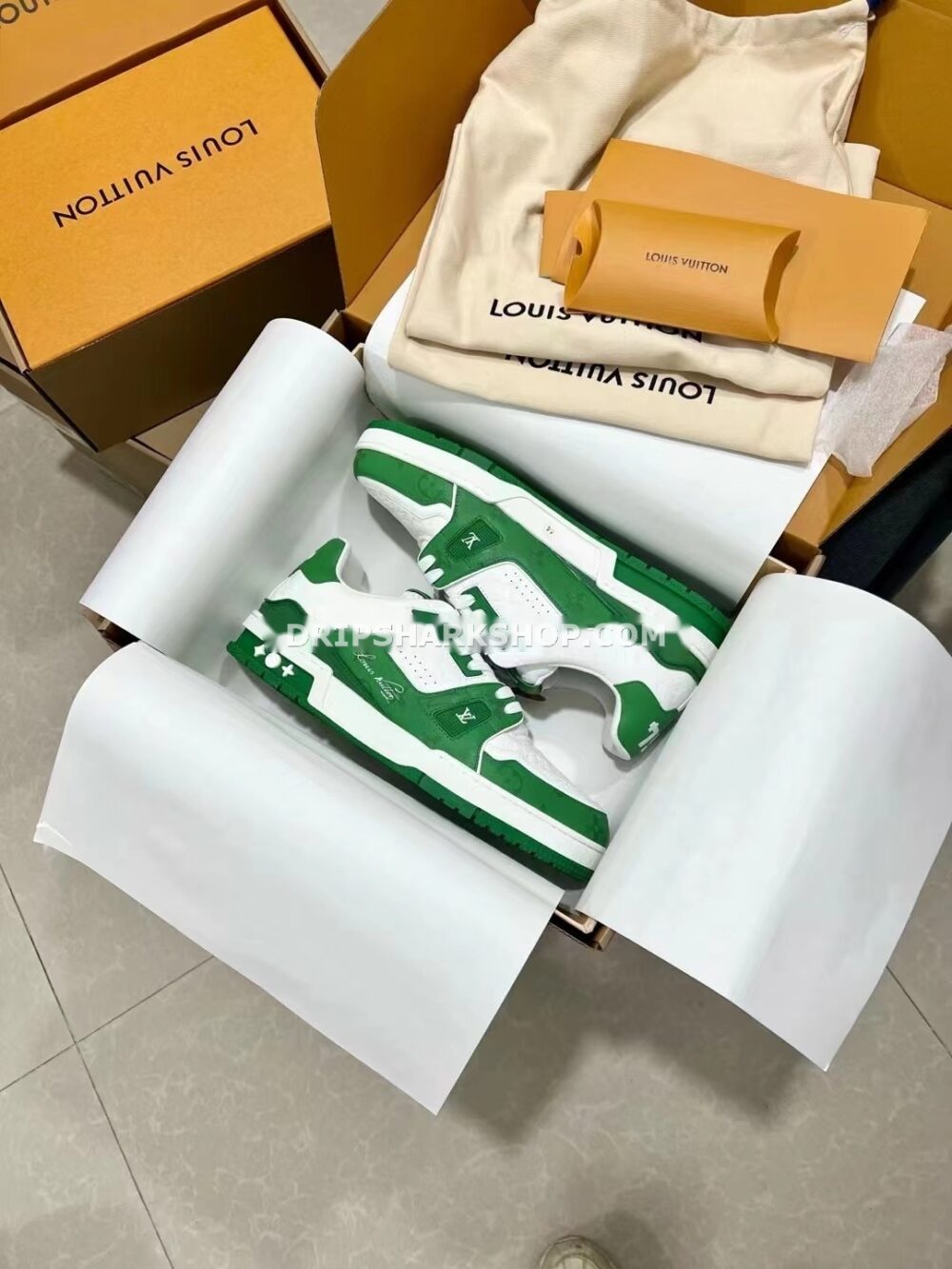 3e3b79db Sneaker LV Trainer 2025