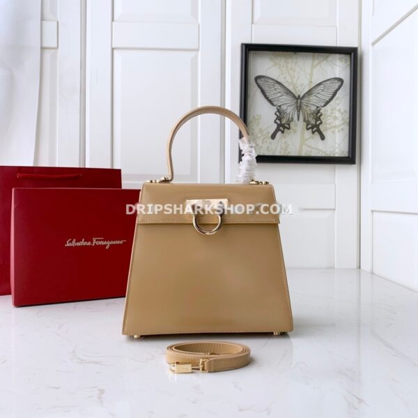 3fe3ea5a Bolso SALVATORE FERRAGAMO